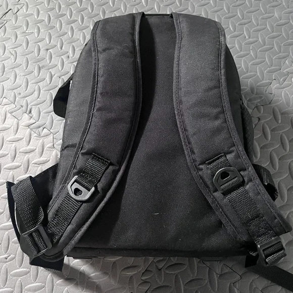 Vivitar Black Camera Backpack - Picture 10 of 15